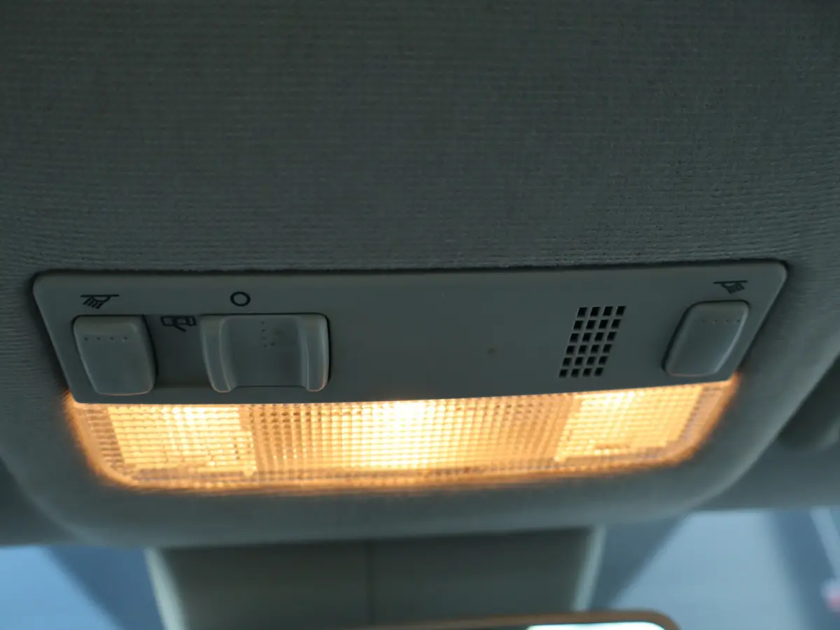Up! 1.0 BMT move up! BTW-auto I 1ste eig. I Airco I Radio I 5drs I NAP I CDV I Dealer OH I BTW-auto I