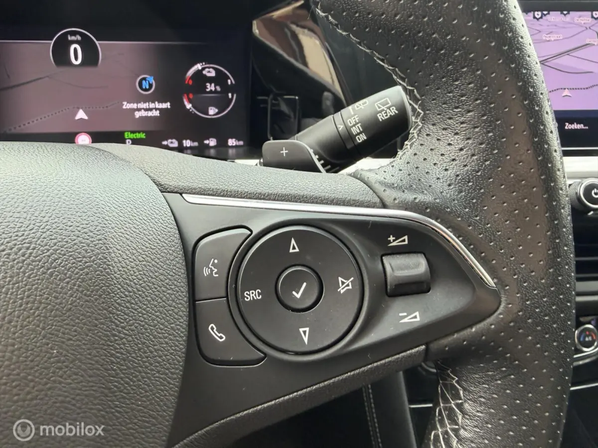 1.6 Turbo Plug-In Hybrid 4x4 GSe 300PK