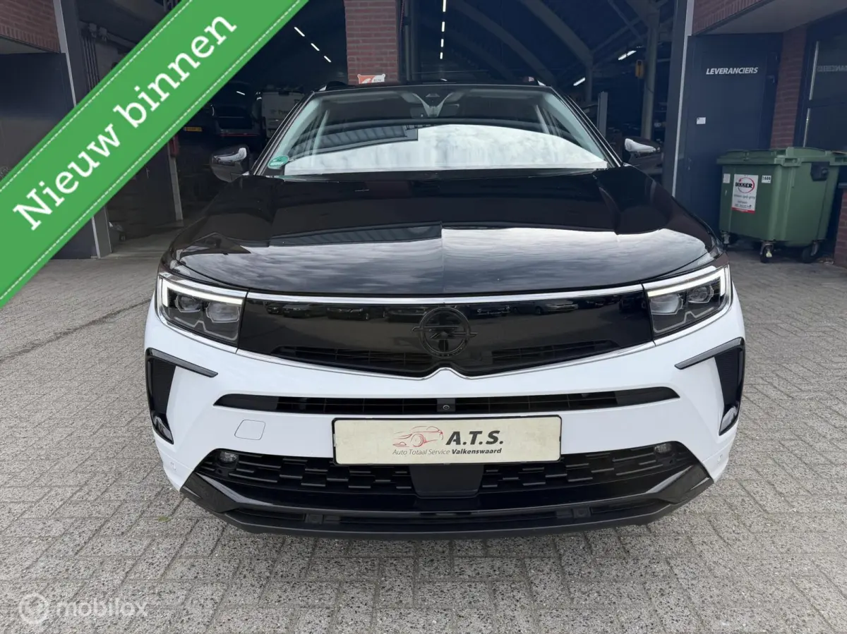 1.6 Turbo Plug-In Hybrid 4x4 GSe 300PK