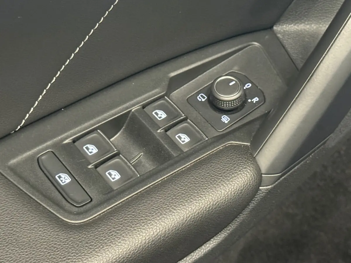 1.4 TSI eHybrid 3 x R-Line Pano 360 Keyless Matrix Led Sfeer 245PK