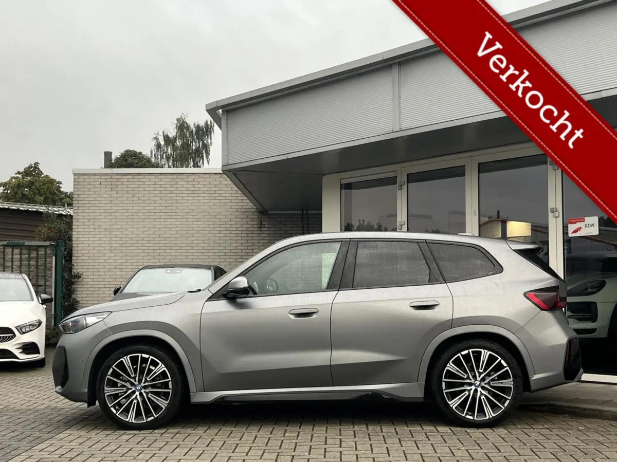 xDrive30 67 kWh 313PK MSPORT MEMORY+TREKH+H&K+360CAM