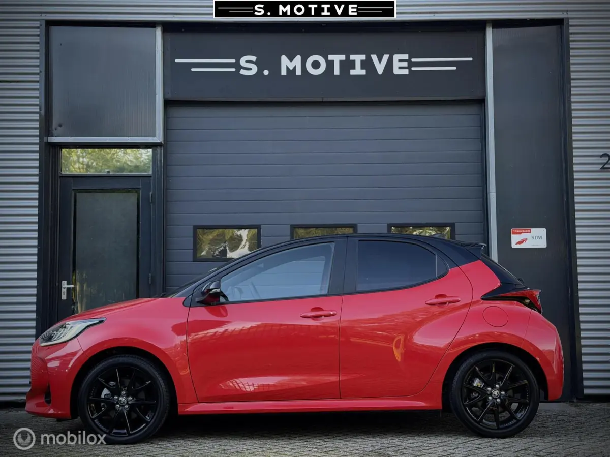 1.5 Hybrid Launch Edition Nieuw 19km! Camera, Stoelverwarming, Garantie tot 2029! Btw Auto, Led, Apple CarPlay en Android Auto.