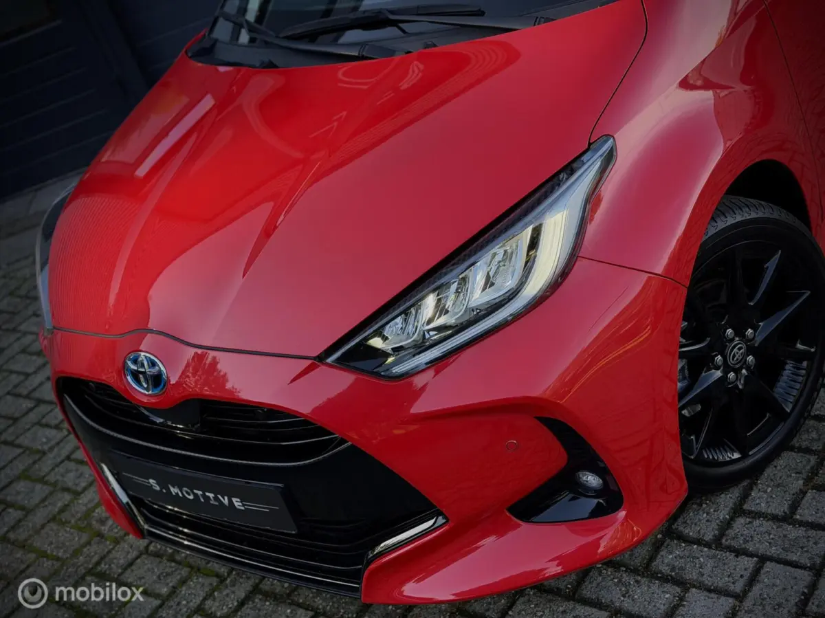 1.5 Hybrid Launch Edition Nieuw 19km! Camera, Stoelverwarming, Garantie tot 2029! Btw Auto, Led, Apple CarPlay en Android Auto.