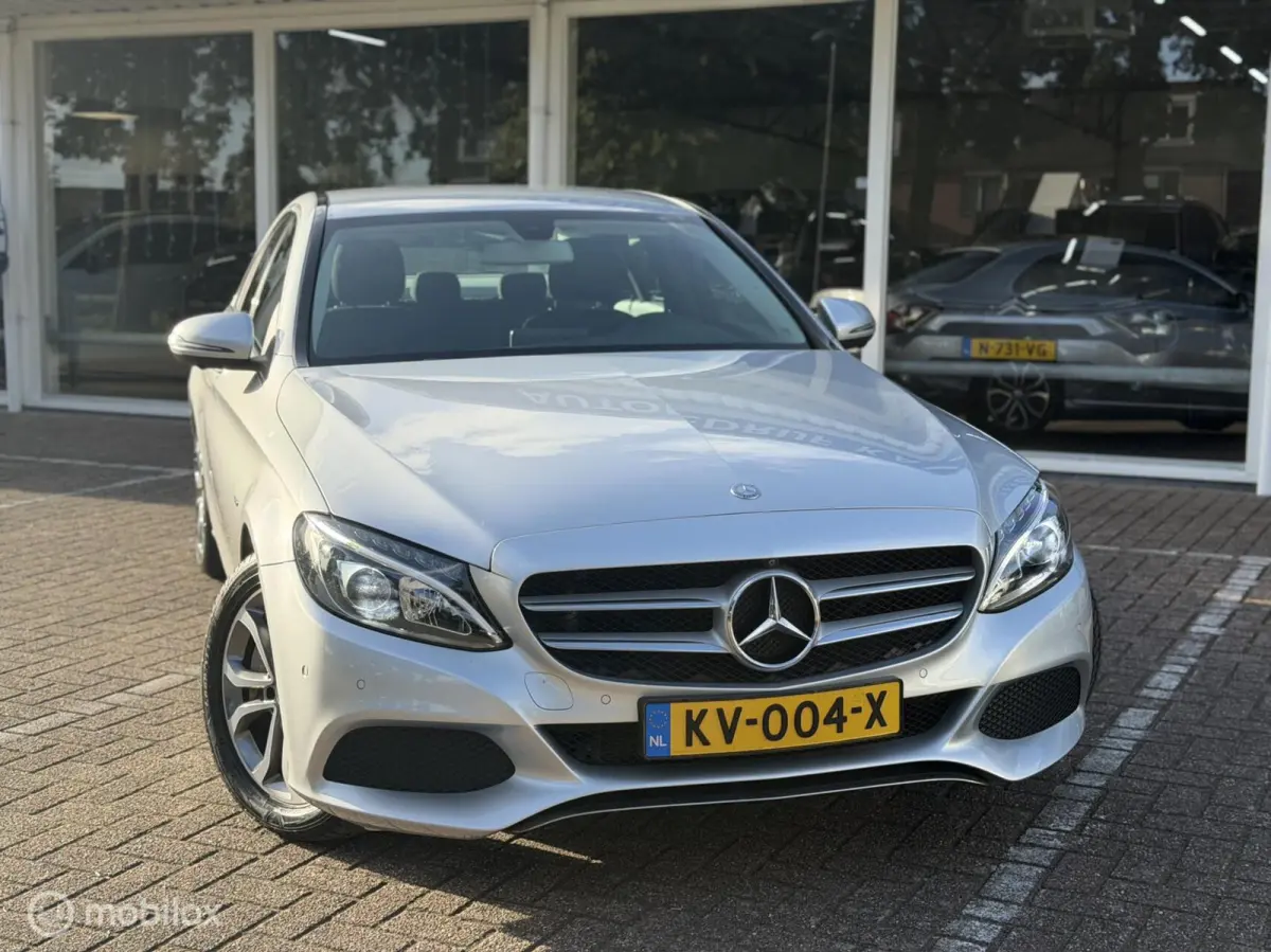 350 e Lease Edition| 360 camera| Luchtvering | 2e eigenaar |