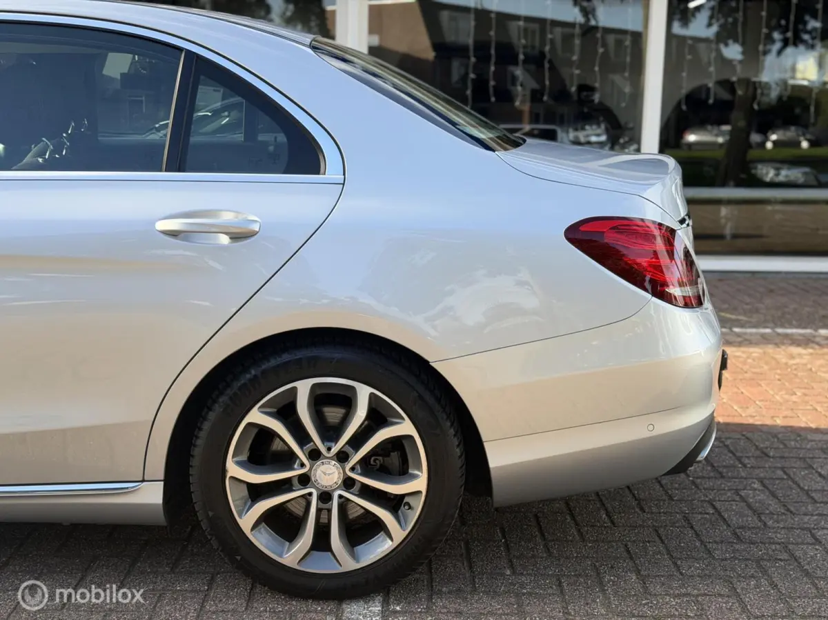 350 e Lease Edition| 360 camera| Luchtvering | 2e eigenaar |