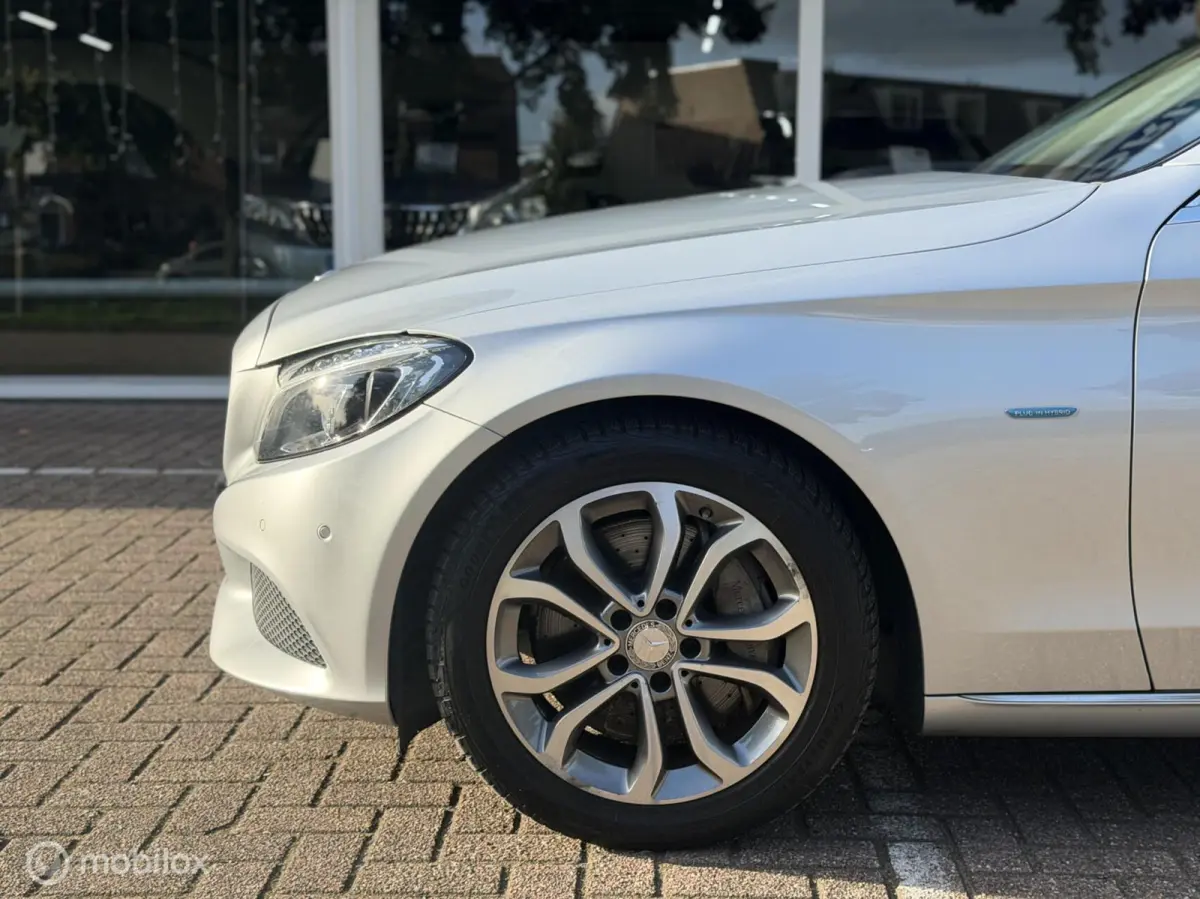 350 e Lease Edition| 360 camera| Luchtvering | 2e eigenaar |