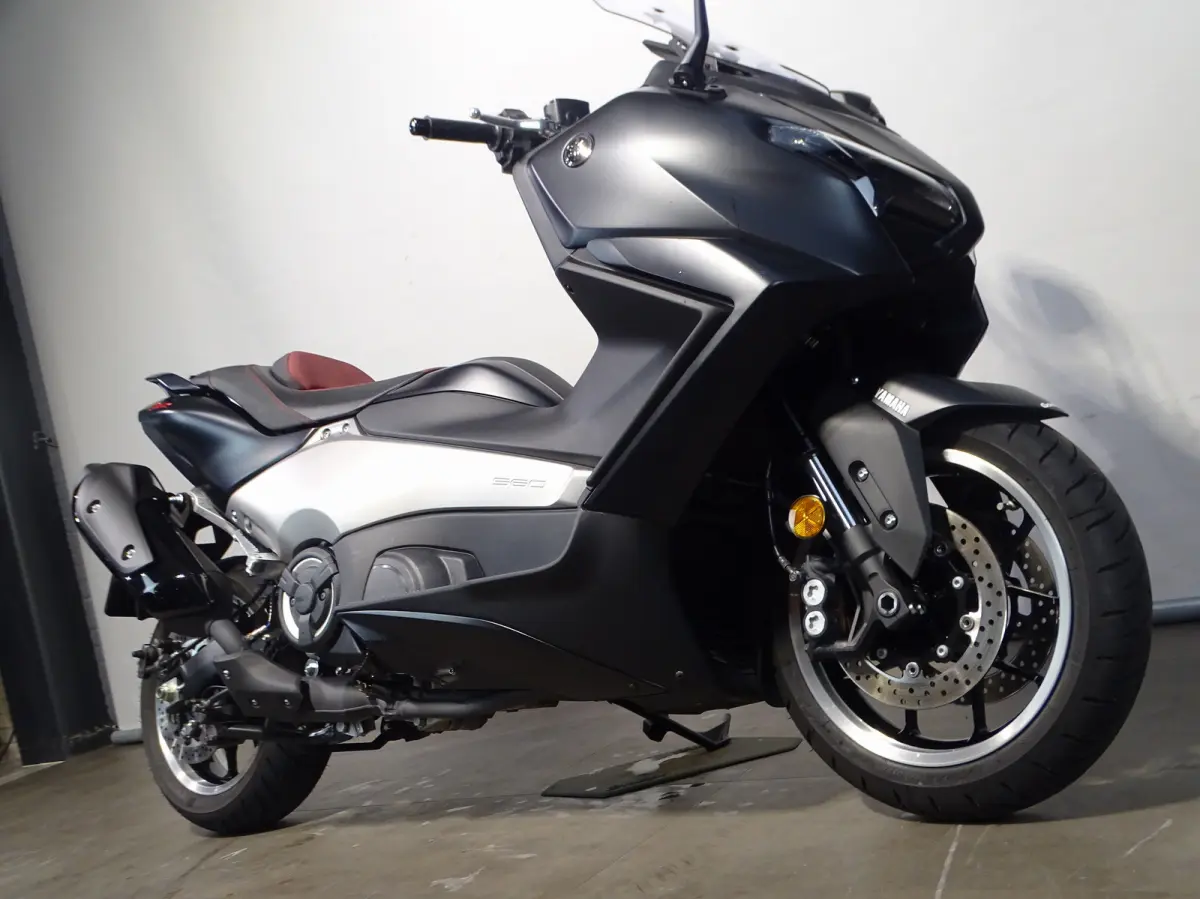 T-MAX 25TH ANNIVERSARY