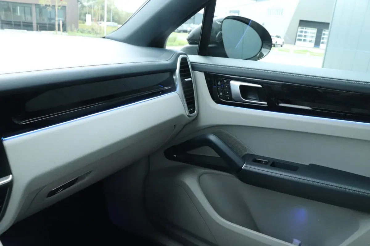 3.0 E-Hybrid | Sport Chrono | ACC | Bose | Sterrenhemel!