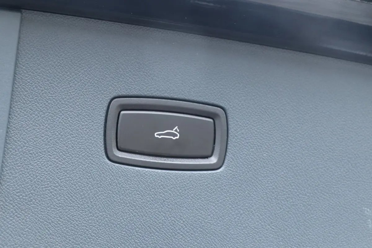 3.0 E-Hybrid | Sport Chrono | ACC | Bose | Sterrenhemel!
