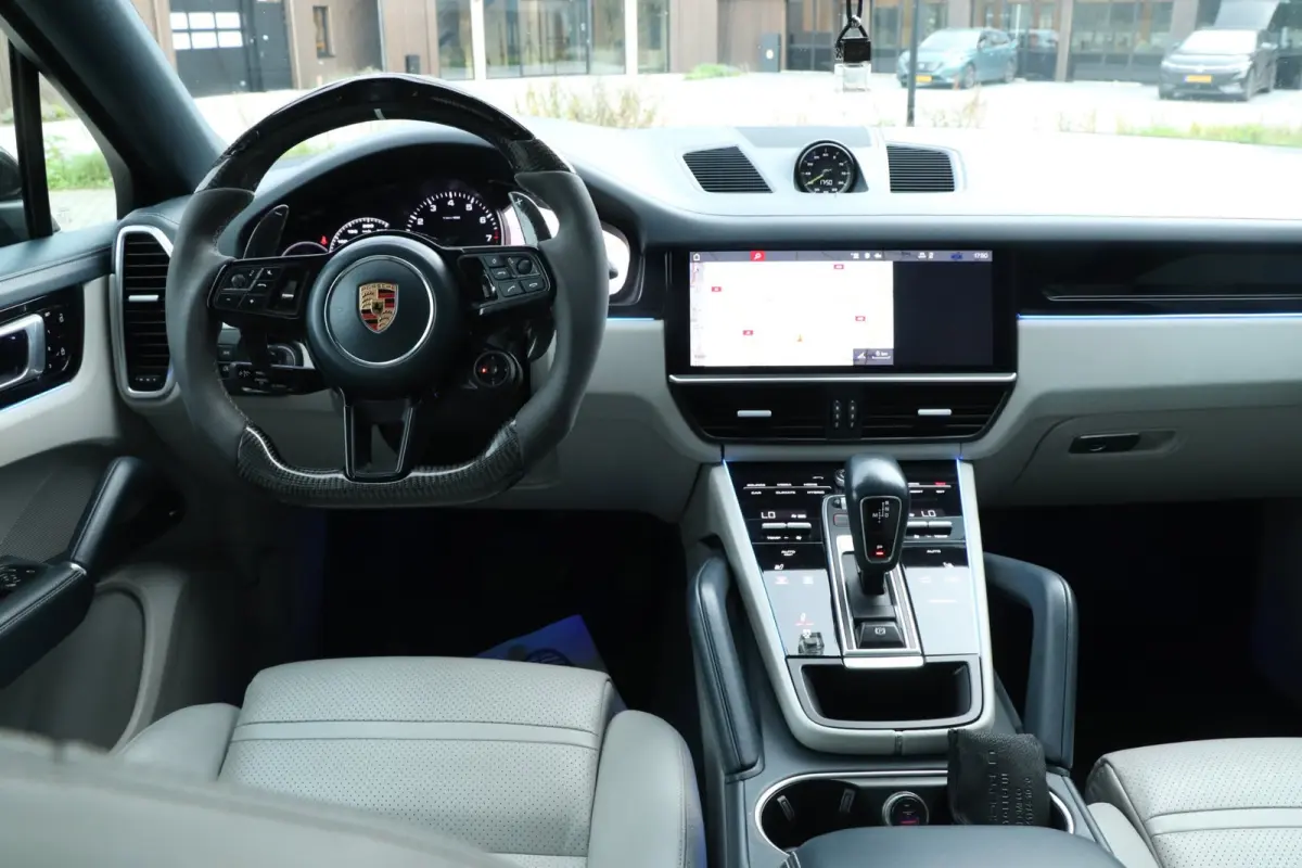 3.0 E-Hybrid | Sport Chrono | ACC | Bose | Sterrenhemel!