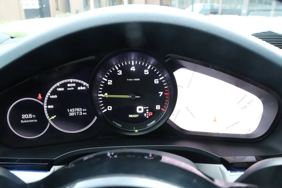 3.0 E-Hybrid | Sport Chrono | ACC | Bose | Sterrenhemel!