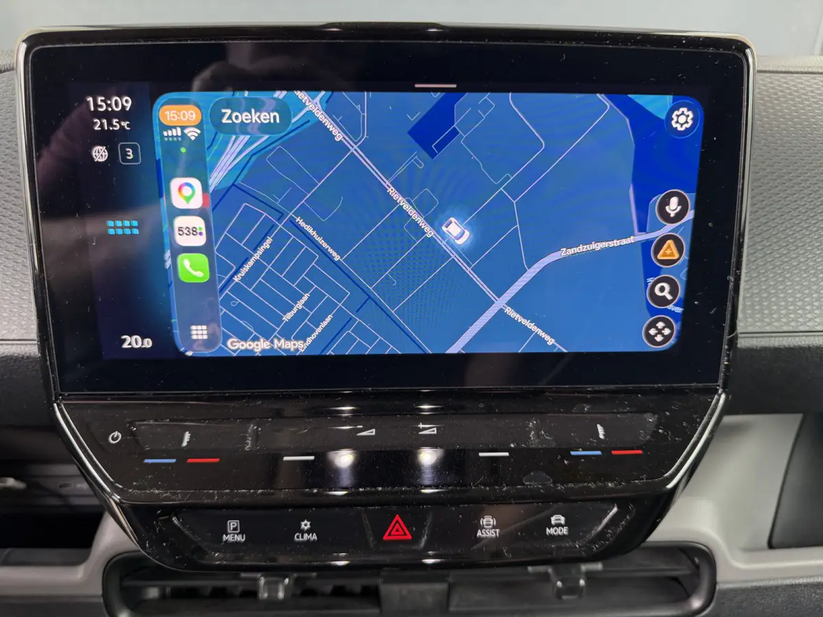 Business 77 kWh 204 PK WLTP 408 SOH 99% CarPlay/Cruise Control/PDC