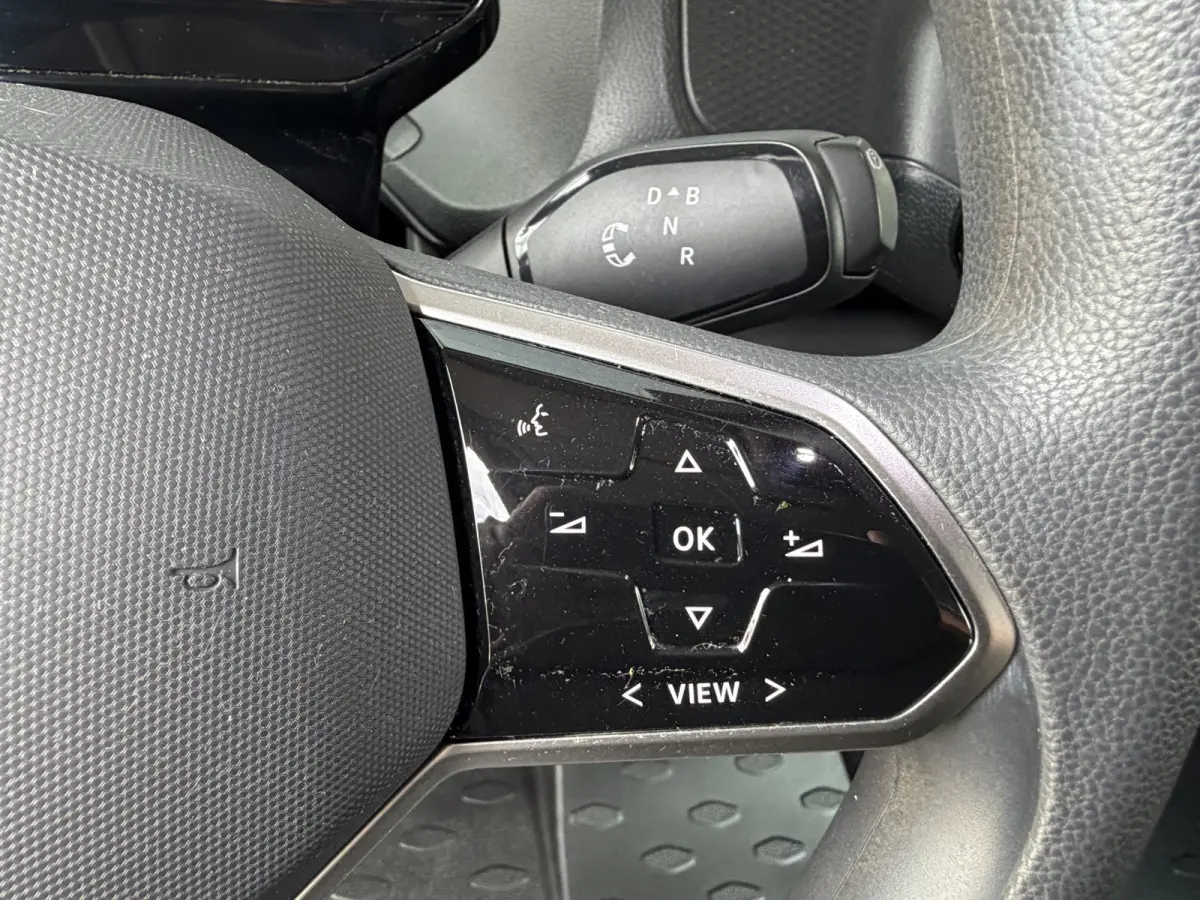 Business 77 kWh 204PK WLTP 408 KM CarPlay/Cruise Control/PDC