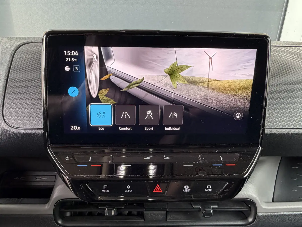 Business 77 kWh 204PK WLTP 408 KM CarPlay/Cruise Control/PDC