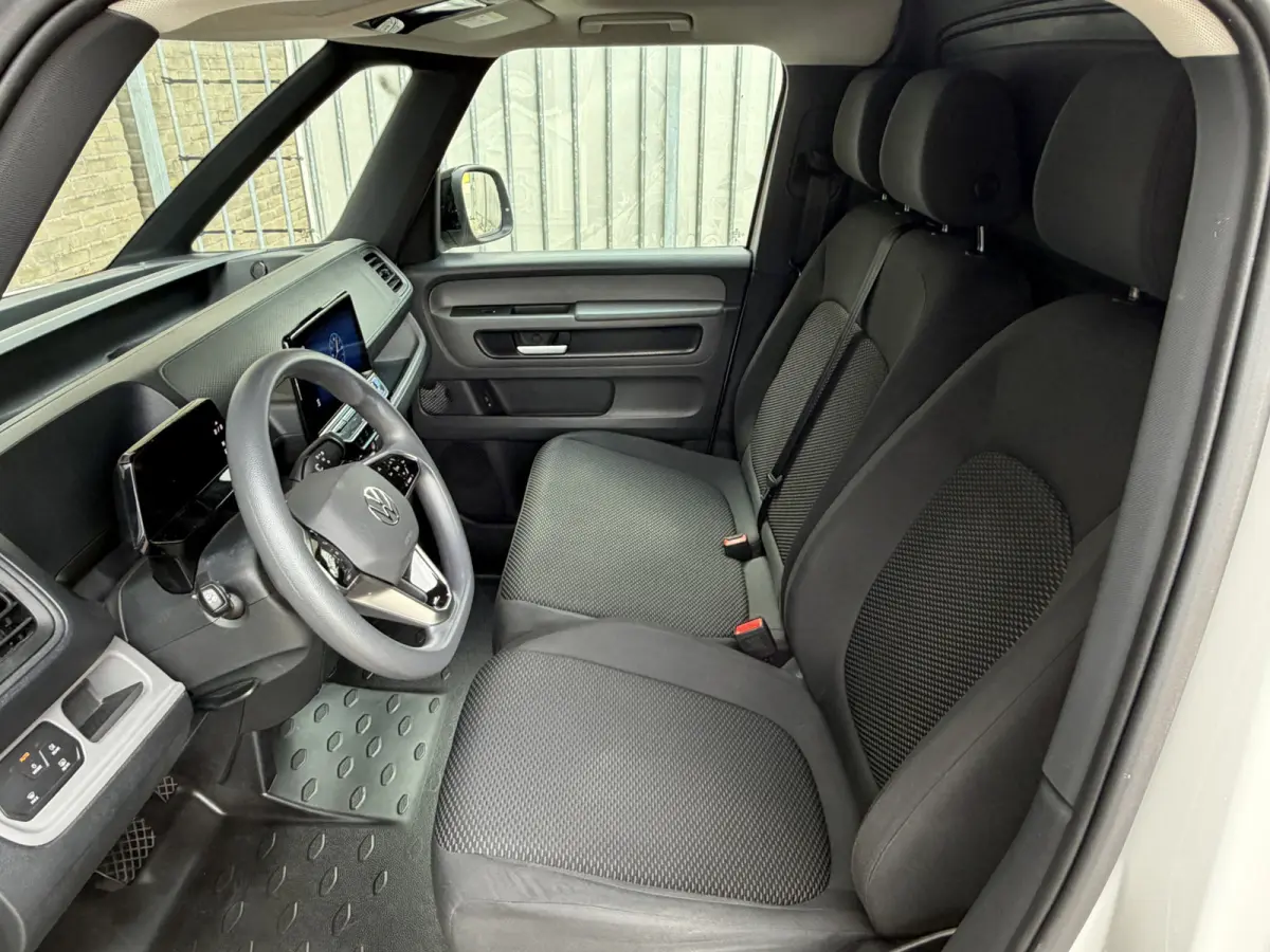 Business 77 kWh 204PK WLTP 408 KM CarPlay/Cruise Control/PDC