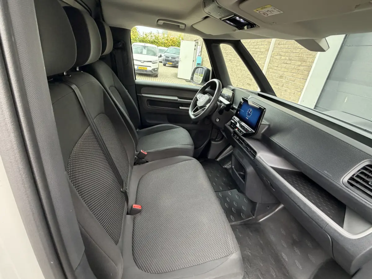 Business 77 kWh 204PK WLTP 408 KM CarPlay/Cruise Control/PDC