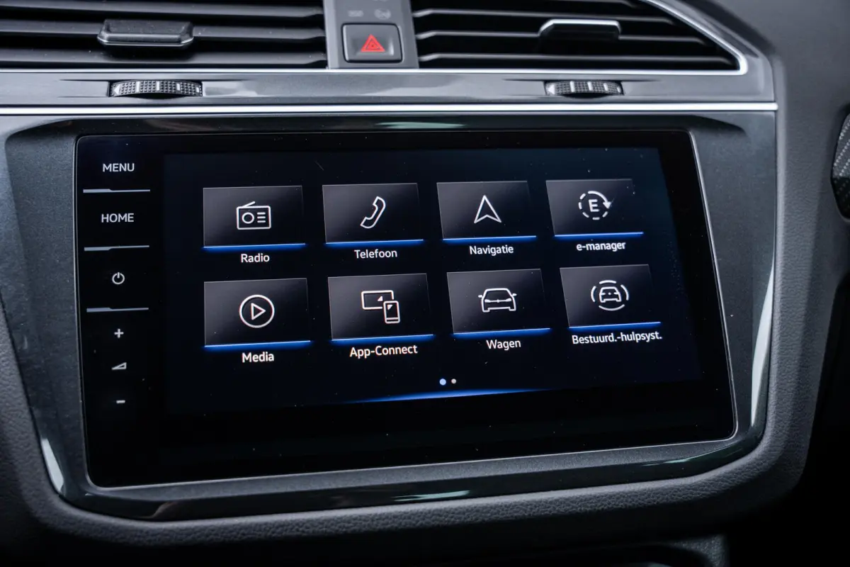1.4 TSI eHybrid R-Line Trekhaak|IQ.Light|Camera|ACC|Carplay|20''