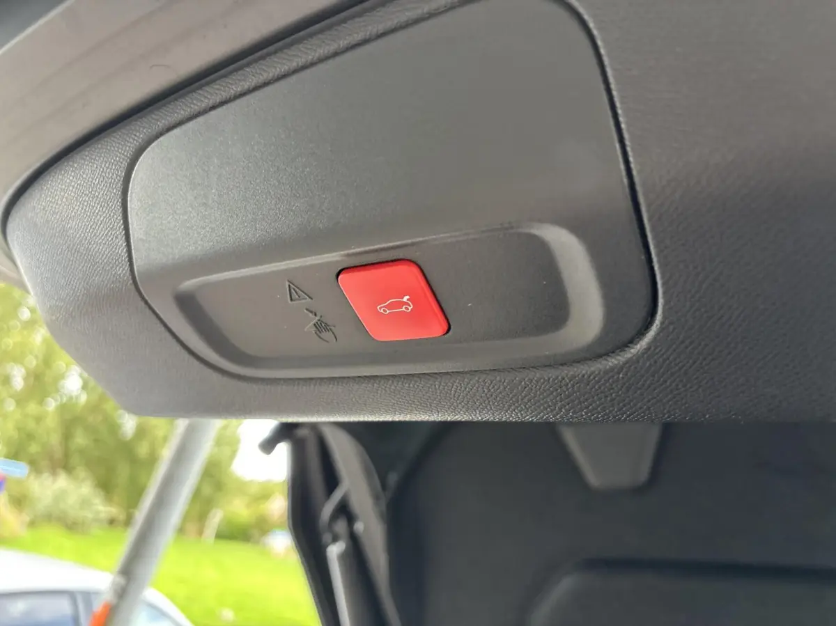 1.6 Plug-HYbrid 225pk NL GT Pano+alcantara