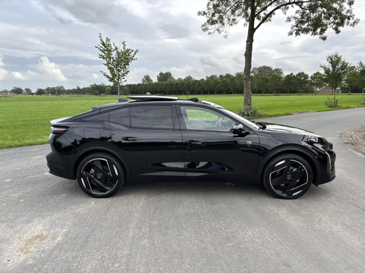 1.6 Plug-HYbrid 225pk NL GT Pano+alcantara