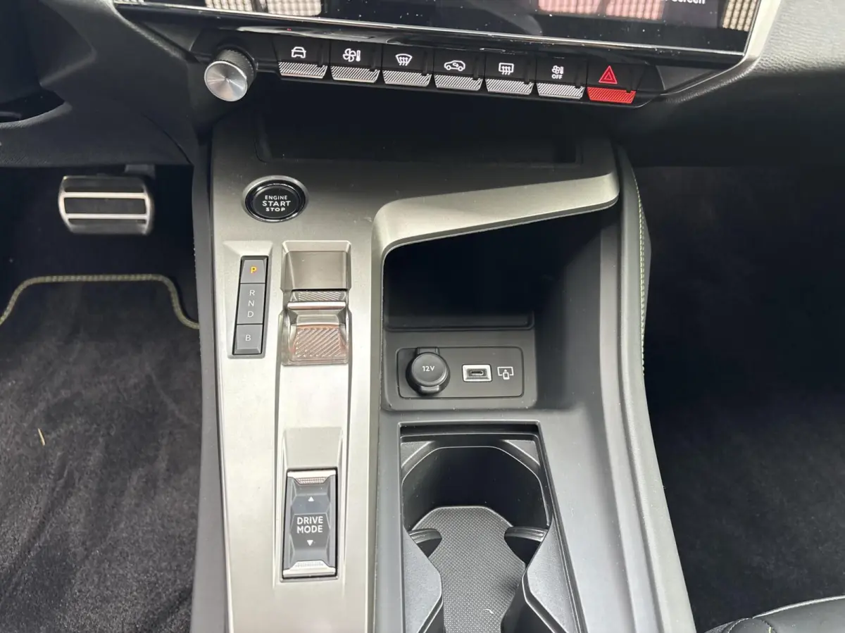 1.6 Plug-HYbrid 225pk NL GT Pano+alcantara