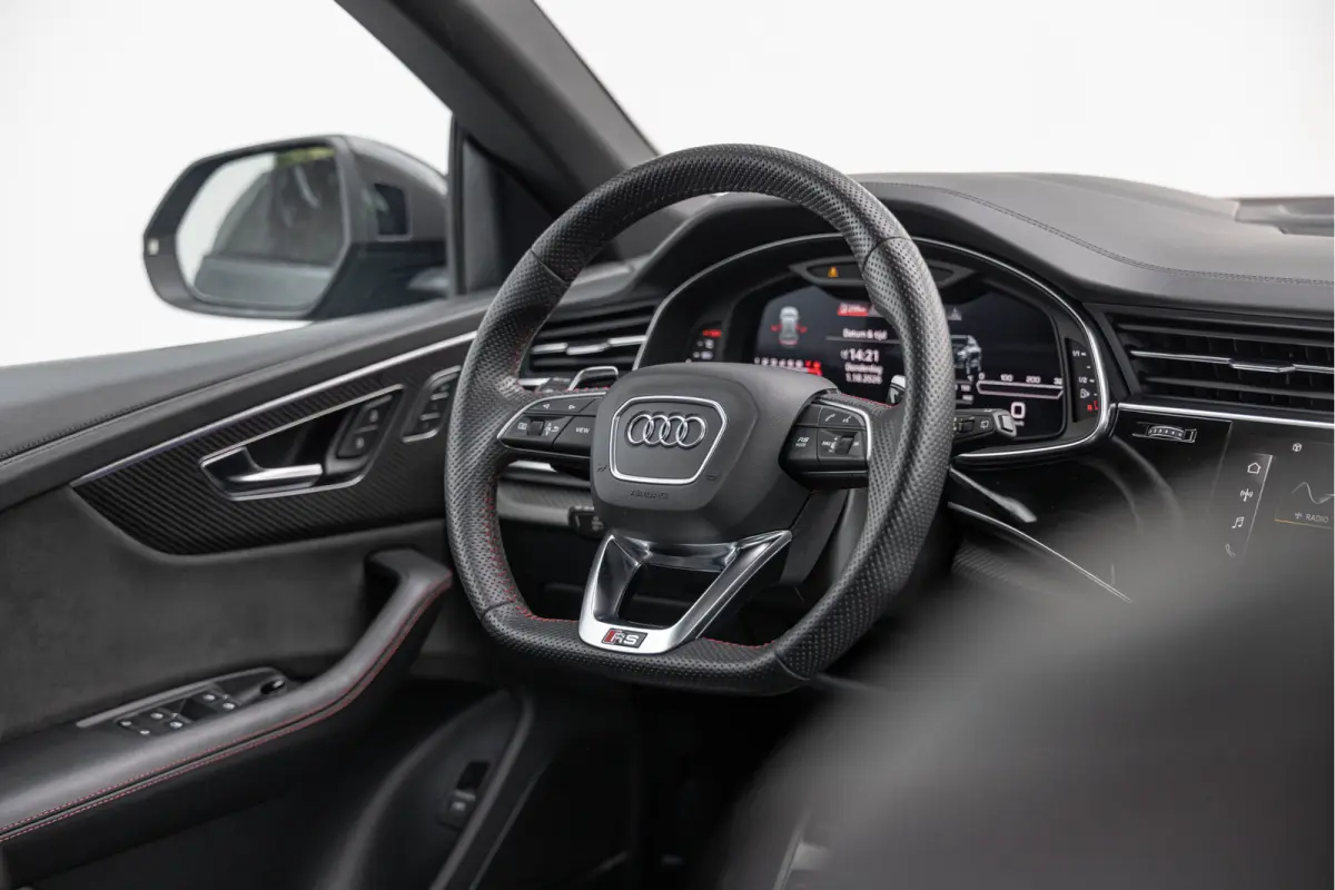 RSQ8 4.0 TFSI 600pk Quattro Keramisch Dynamic+ Standkachel HuD B&O Trekhaak
