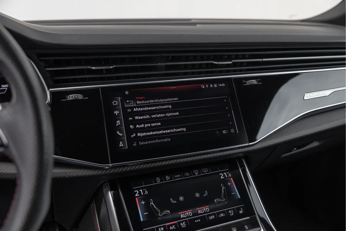 RSQ8 4.0 TFSI 600pk Quattro Keramisch Dynamic+ Standkachel HuD B&O Trekhaak
