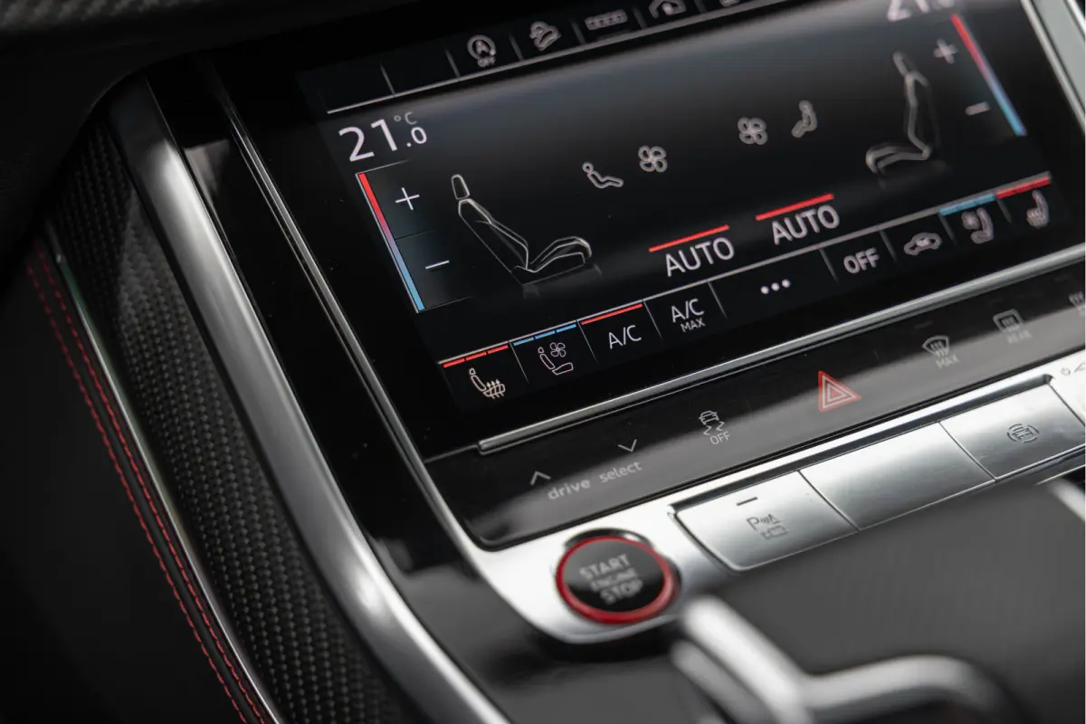 RSQ8 4.0 TFSI 600pk Quattro Keramisch Dynamic+ Standkachel HuD B&O Trekhaak