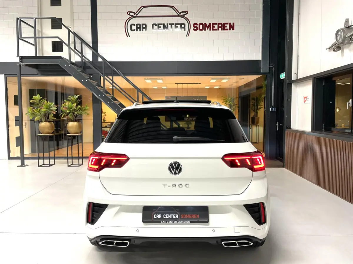 1.5 TSI R-Line/ Cam/ Keyless/ Pano/ 19''LMV/ IQ LED/ Trekhaak