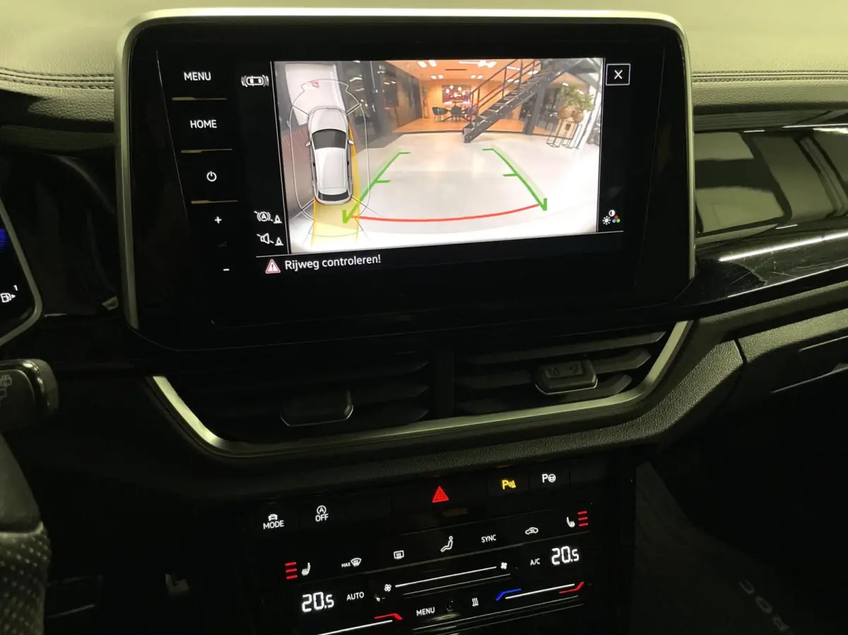 1.5 TSI R-Line/ Cam/ Keyless/ Pano/ 19''LMV/ IQ LED/ Trekhaak