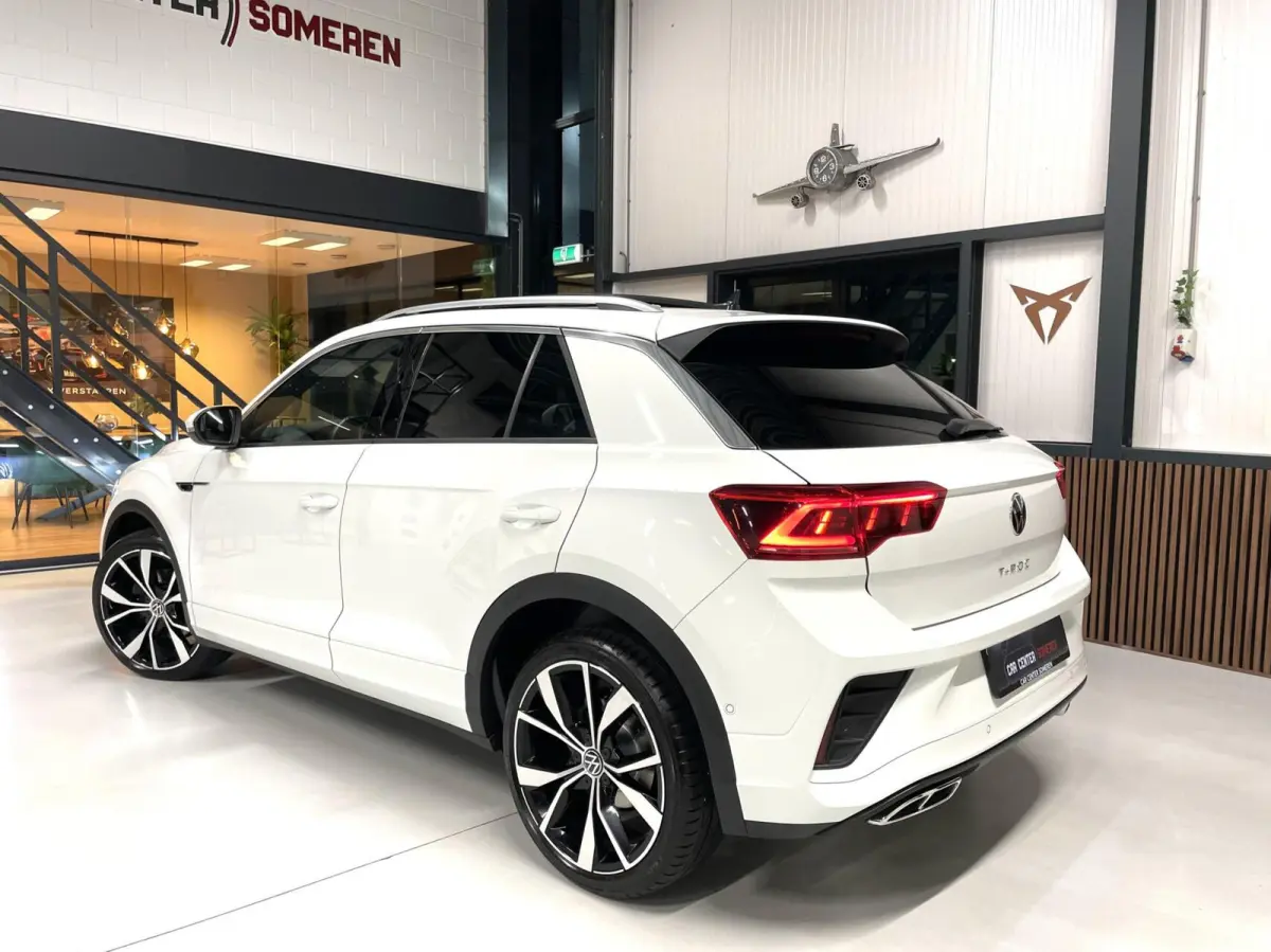 1.5 TSI R-Line/ Cam/ Keyless/ Pano/ 19''LMV/ IQ LED/ Trekhaak