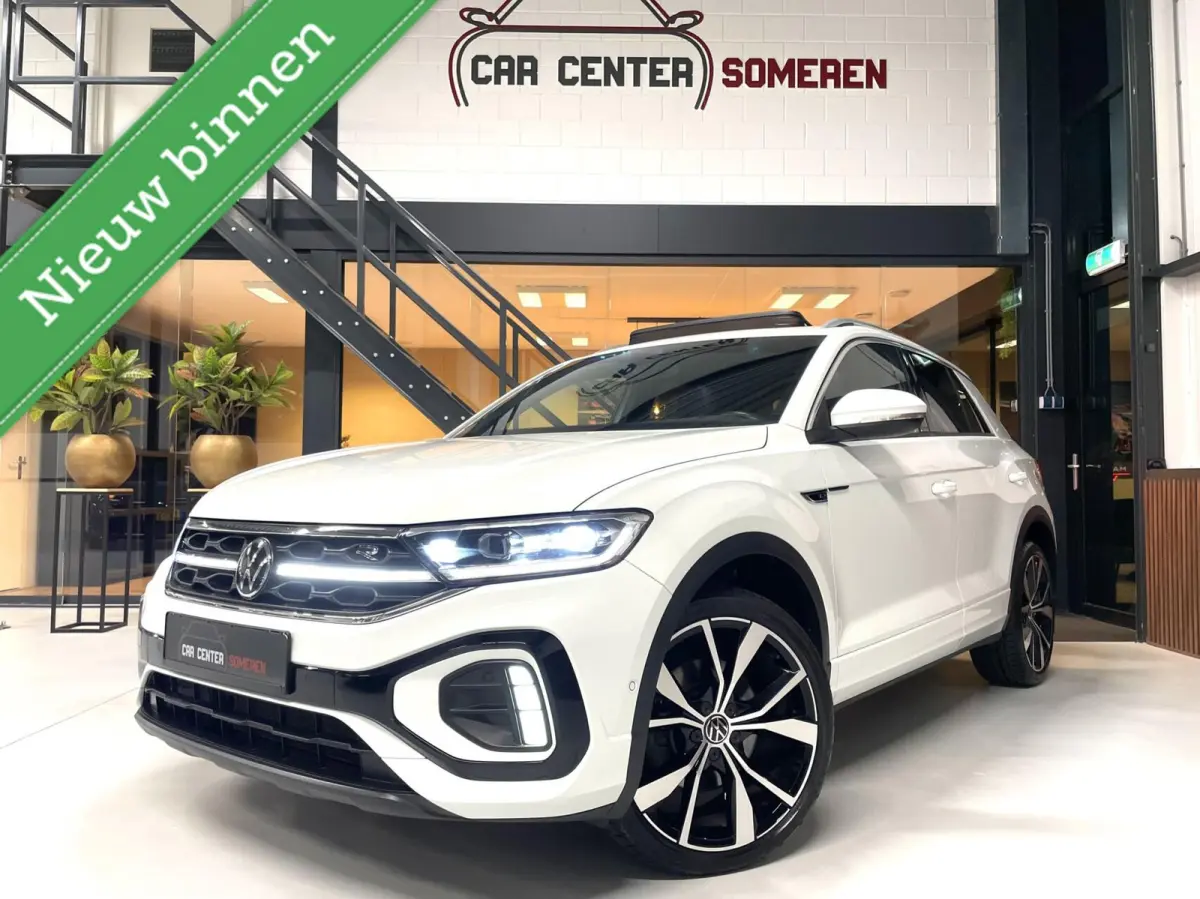 1.5 TSI R-Line/ Cam/ Keyless/ Pano/ 19''LMV/ IQ LED/ Trekhaak