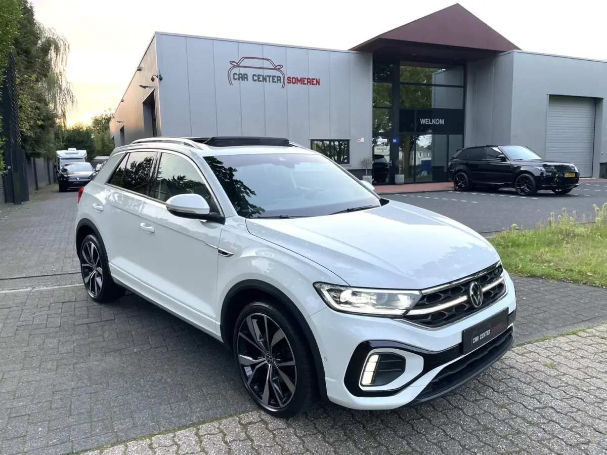 1.5 TSI R-Line/ Cam/ Keyless/ Pano/ 19''LMV/ IQ LED/ Trekhaak