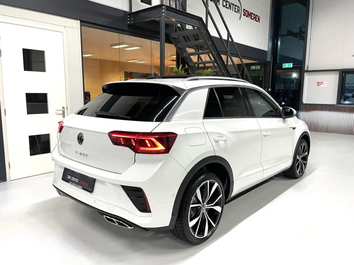 1.5 TSI R-Line/ Cam/ Keyless/ Pano/ 19''LMV/ IQ LED/ Trekhaak