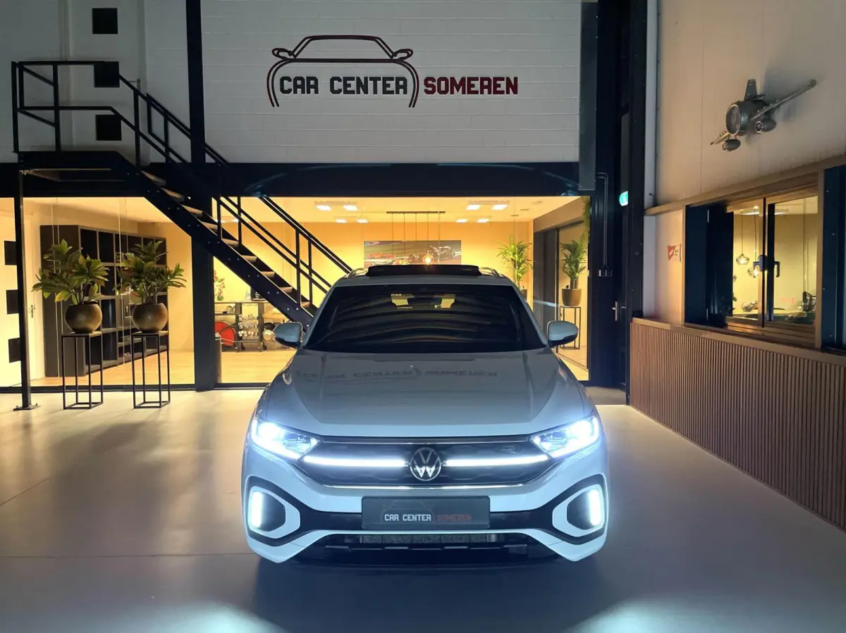 1.5 TSI R-Line/ Cam/ Keyless/ Pano/ 19''LMV/ IQ LED/ Trekhaak