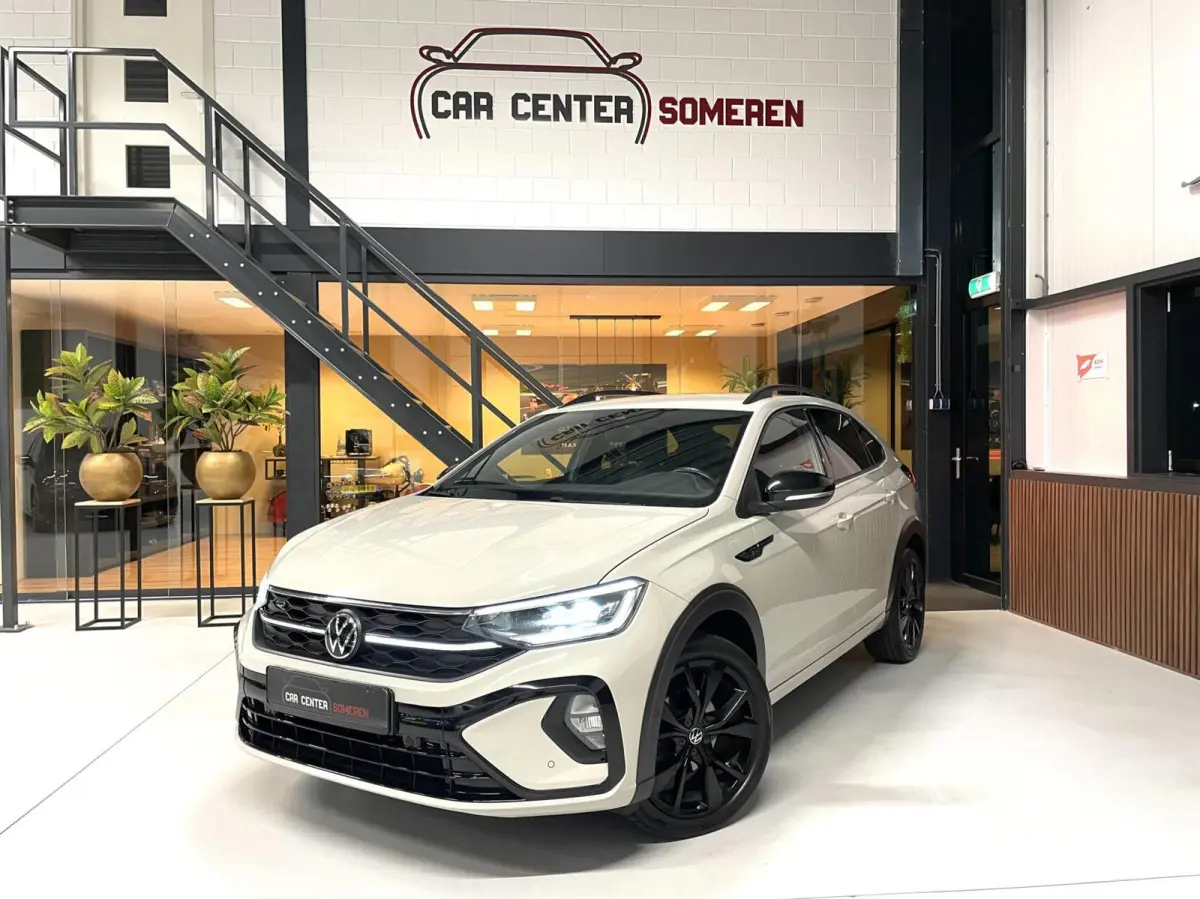 1.0 TSI R-Line Black Style/ Cam/ Keyless/ IQ LED/ 18''LMV/ CarPlay