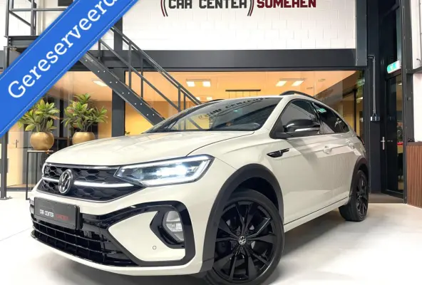 1.0 TSI R-Line Black Style/ Cam/ Keyless/ IQ LED/ 18''LMV/ CarPlay