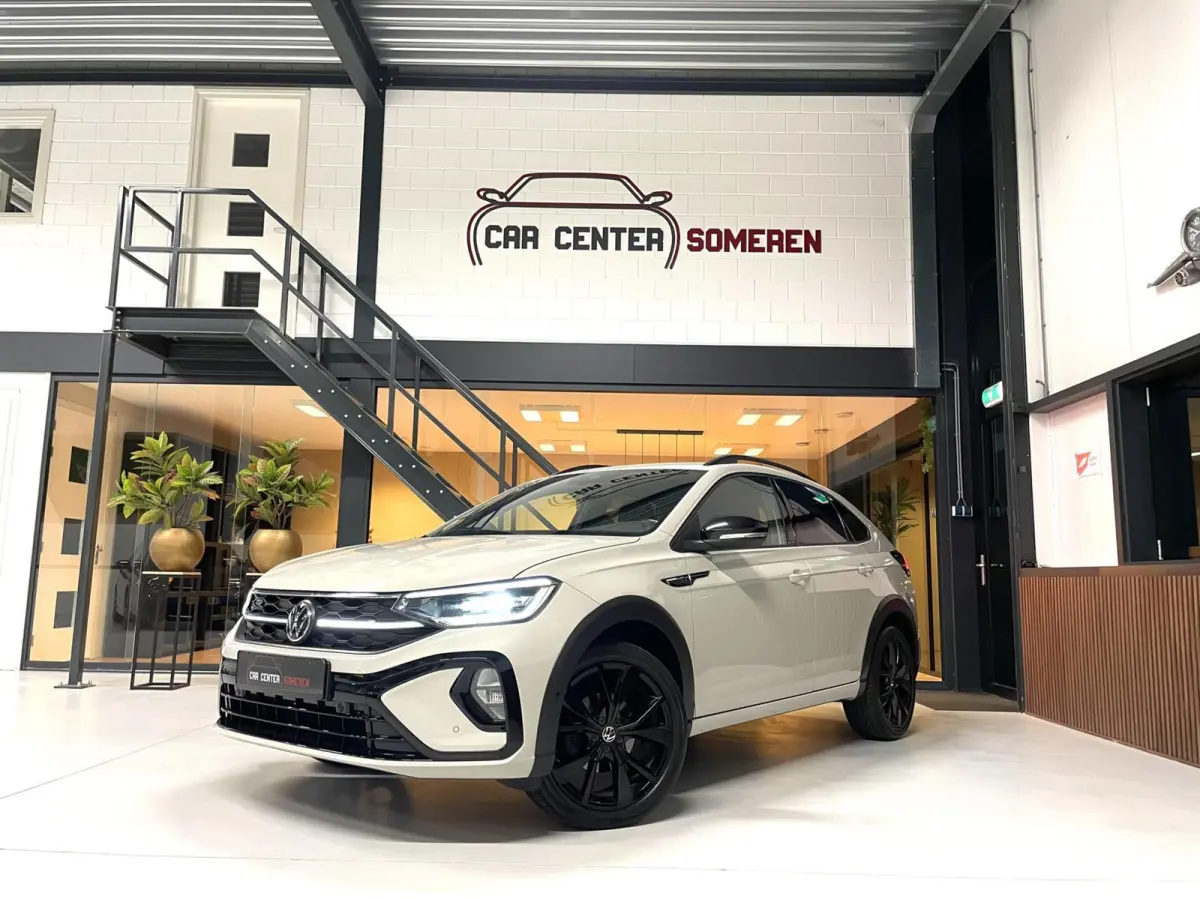 1.0 TSI R-Line Black Style/ Cam/ Keyless/ IQ LED/ 18''LMV/ CarPlay