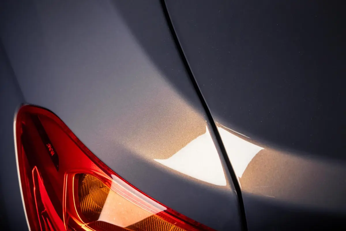 418i Individual|Champagner-Quarz|Aut|18"|Navi|Xenon