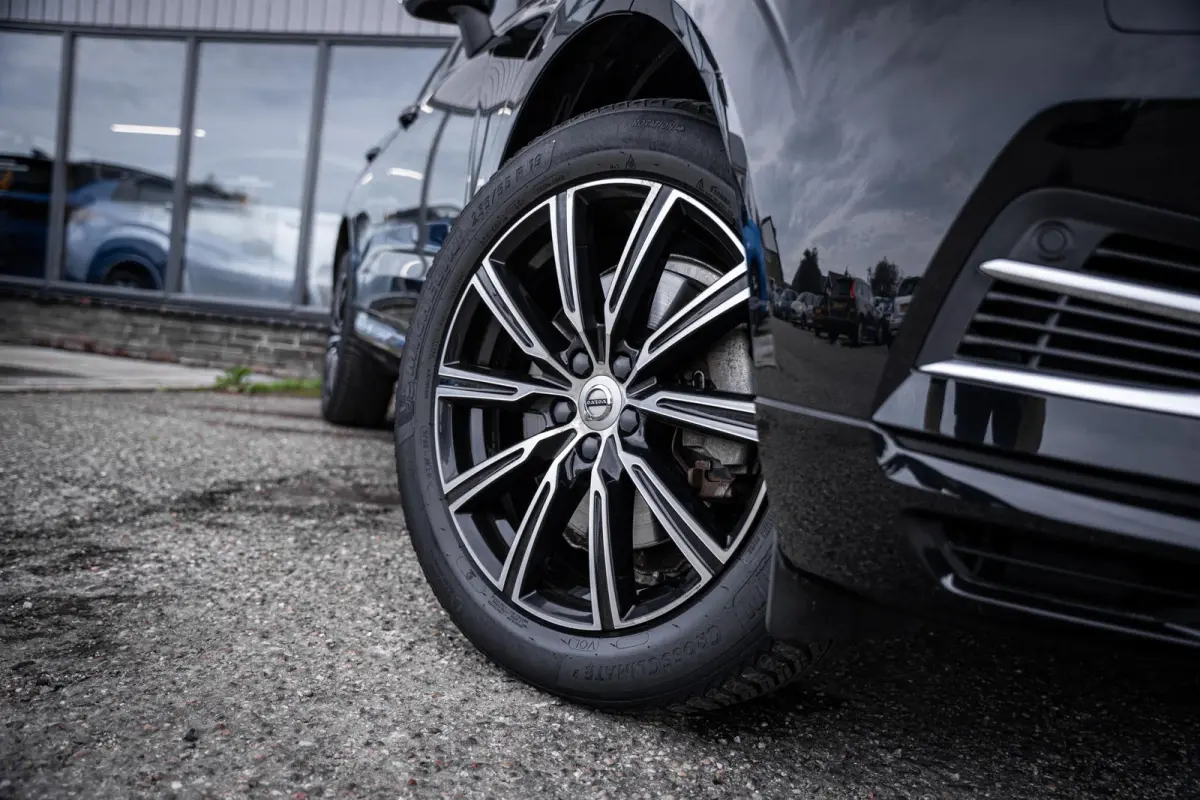 2.0 T8 Plug-In Hybrid AWD Inscription Pano-dak|H&K|ACC|Leder|Trekhaak|Camera|Memory|Winter-pakket