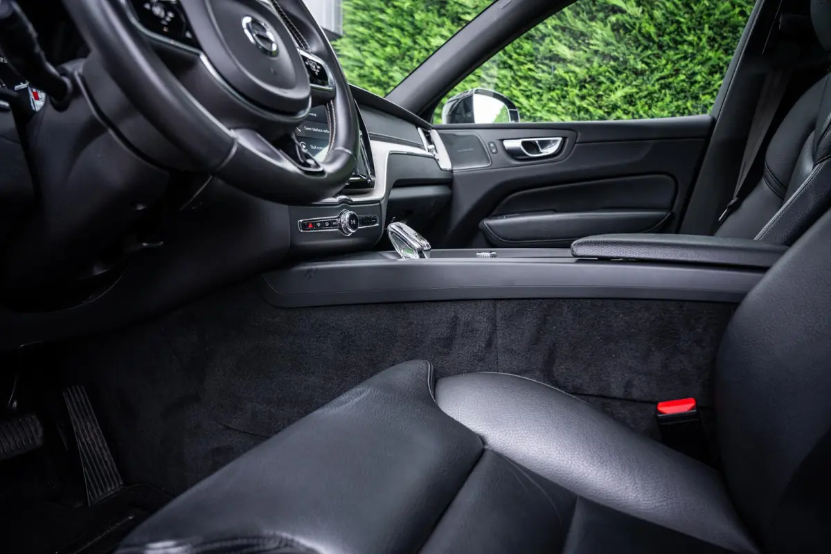 2.0 T8 Plug-In Hybrid AWD Inscription Pano-dak|H&K|ACC|Leder|Trekhaak|Camera|Memory|Winter-pakket