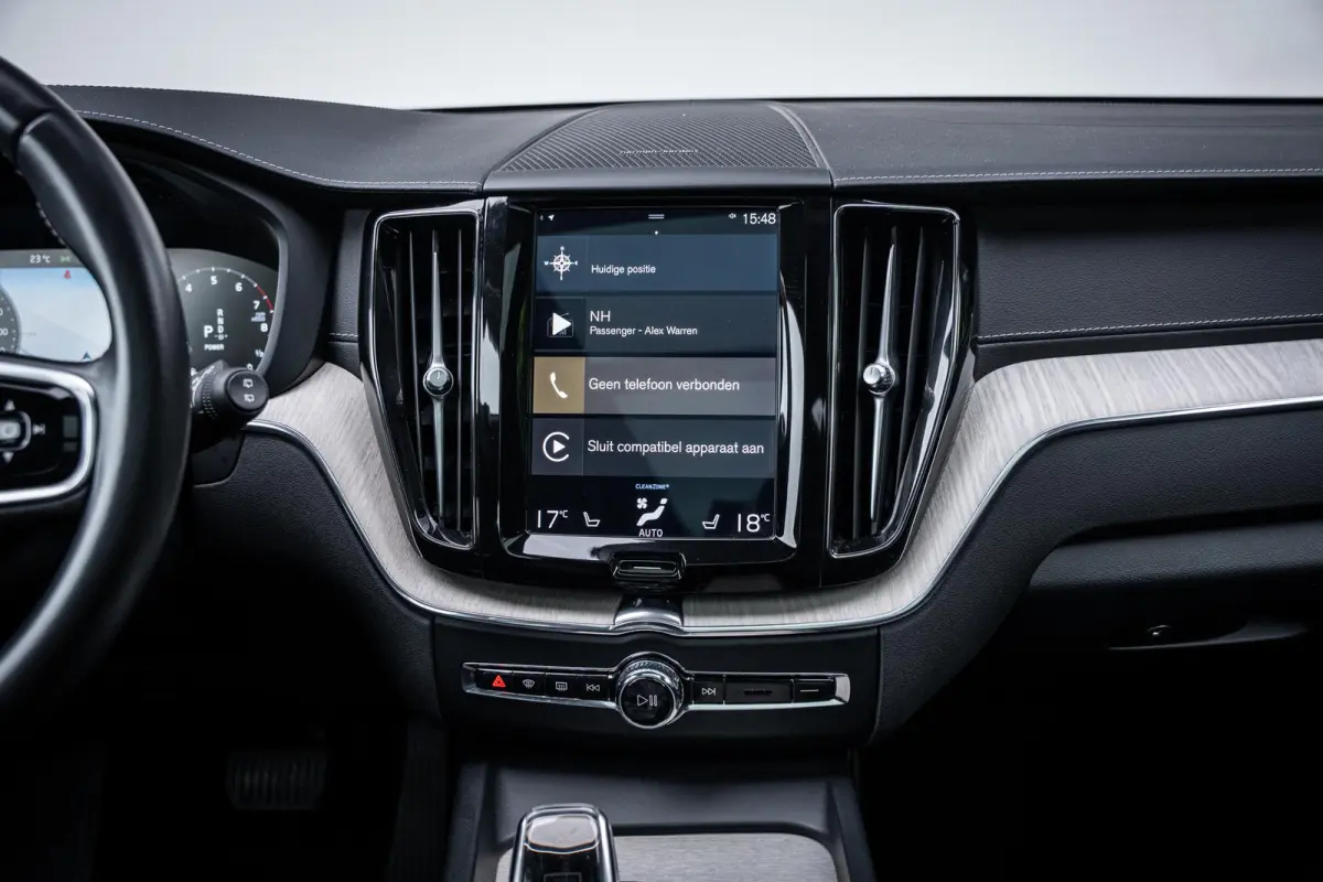 2.0 T8 Plug-In Hybrid AWD Inscription Pano-dak|H&K|ACC|Leder|Trekhaak|Camera|Memory|Winter-pakket