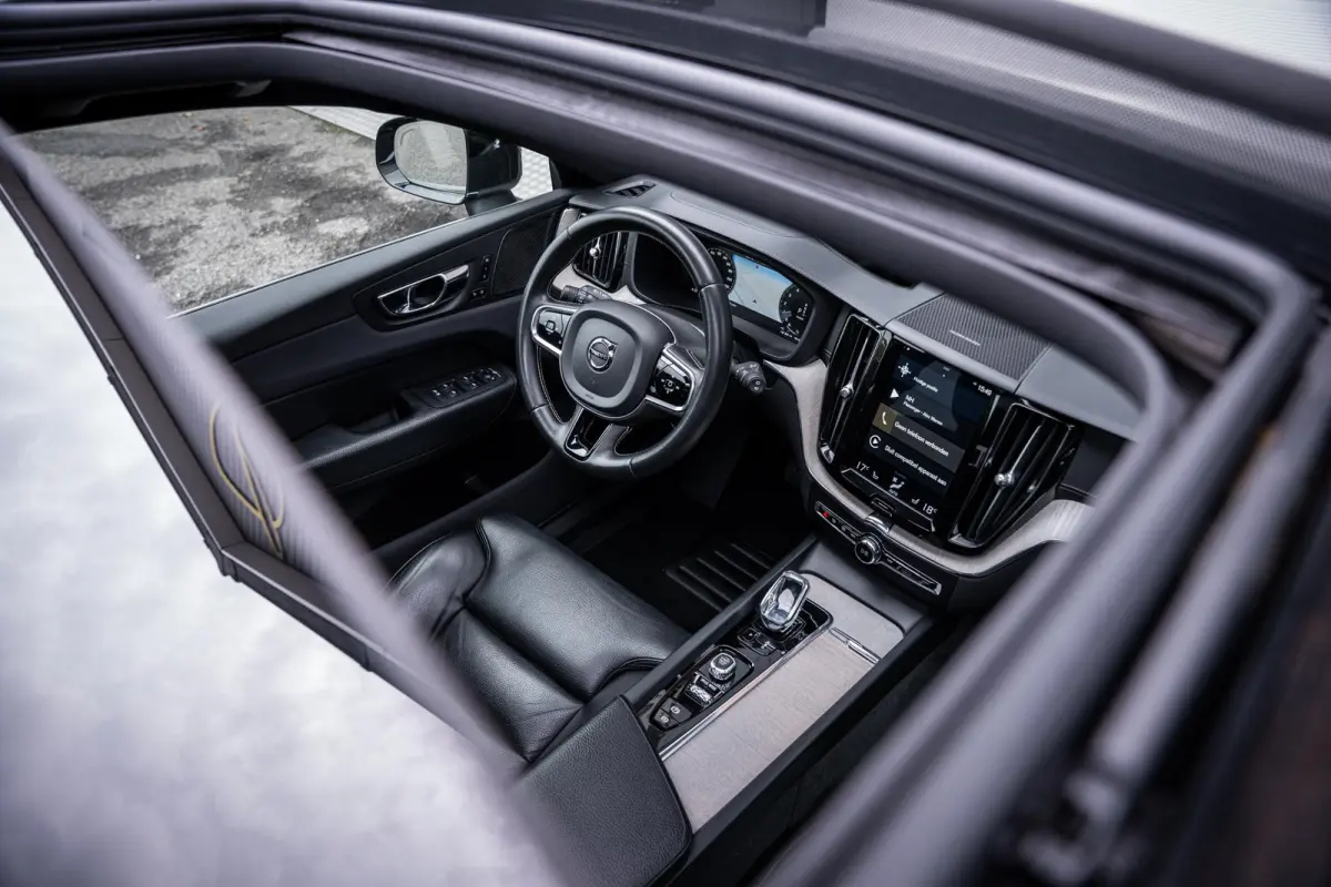 2.0 T8 Plug-In Hybrid AWD Inscription Pano-dak|H&K|ACC|Leder|Trekhaak|Camera|Memory|Winter-pakket