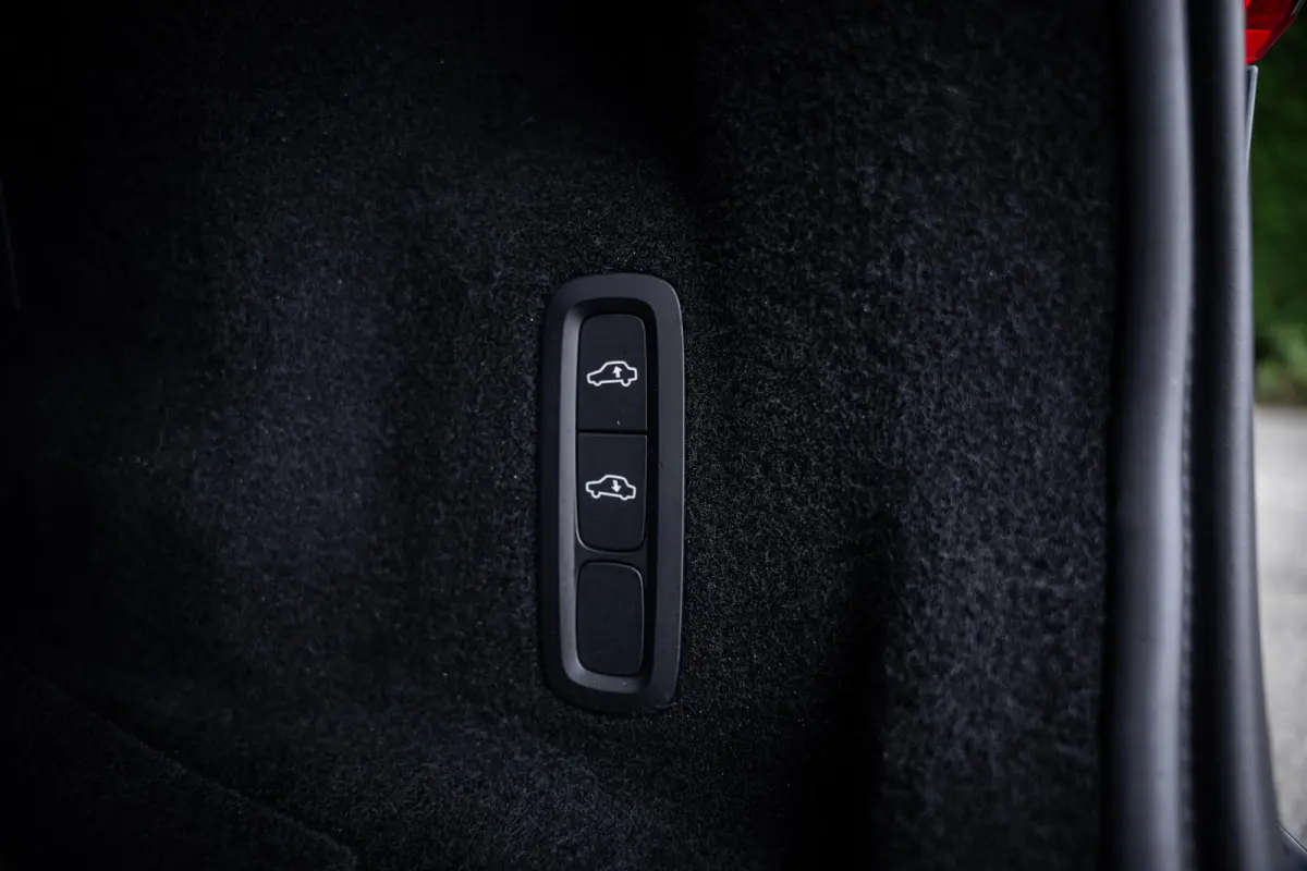 2.0 T8 Plug-In Hybrid AWD Inscription Pano-dak|H&K|ACC|Leder|Trekhaak|Camera|Memory|Winter-pakket