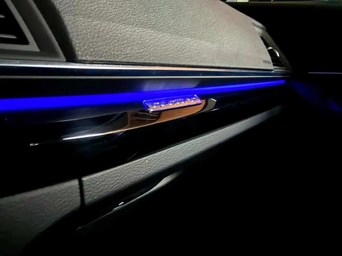 55 TFSI e S-Line Quattro Competition 367PK | Luchtvering | Pano | B&O | Massage | Memory | Digtal Dash | RS Nappe Leder | 360 | Ambient+ | Keyless | Leder | Carplay | Trekhaak | Head-Up | Ma