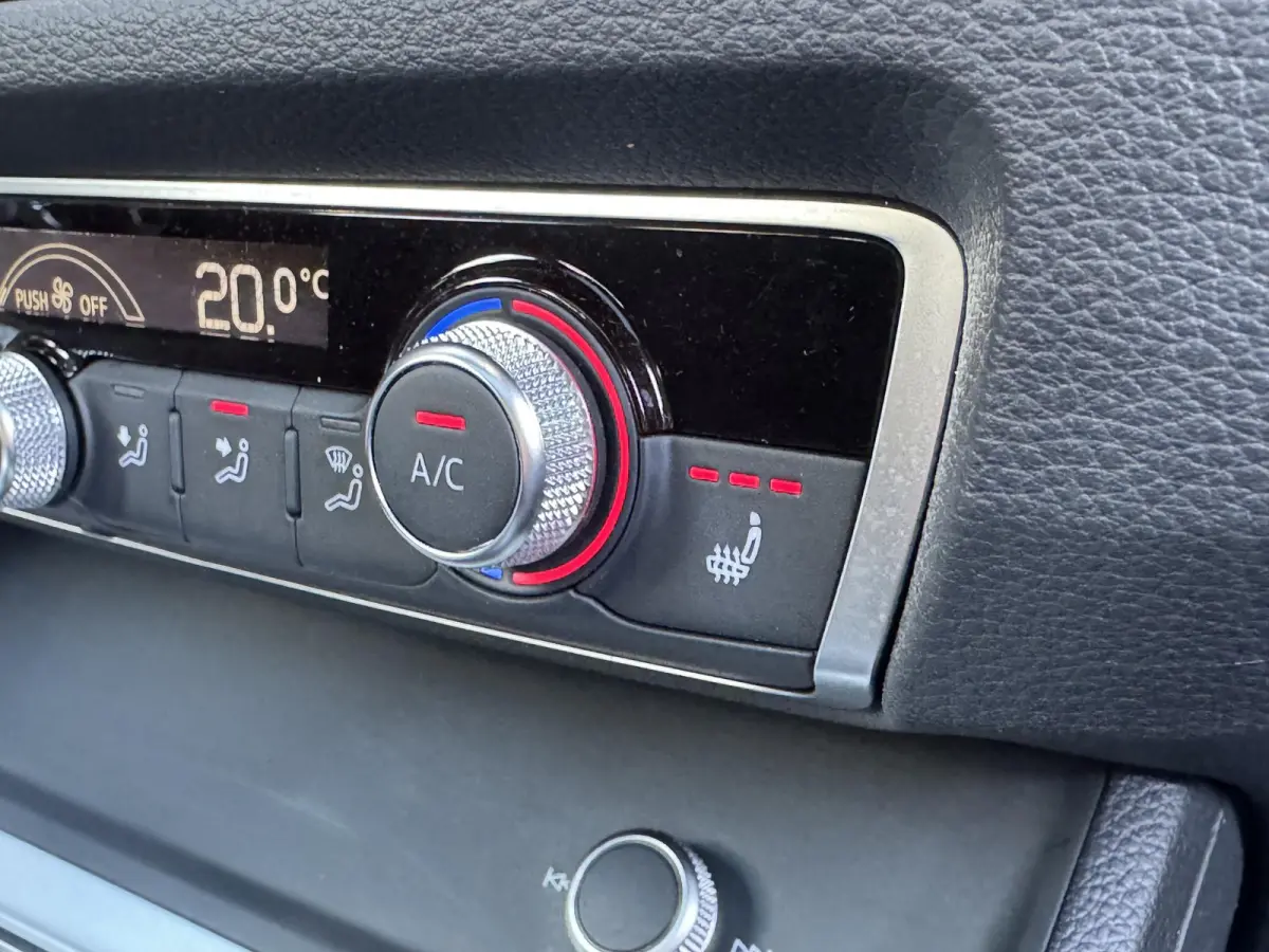 35 TFSI S Edition | Panorama dak | Trekhaak wegkl. | Navi/Carplay/Andriod | Achteruitrijcamera | All Season banden |