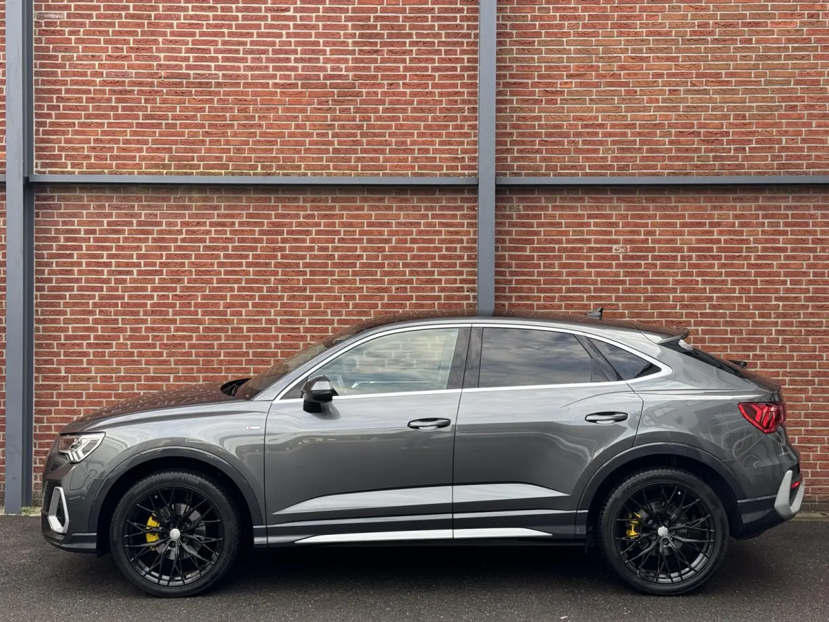 35 TFSI S Edition | Panorama dak | Trekhaak wegkl. | Navi/Carplay/Andriod | Achteruitrijcamera | All Season banden |