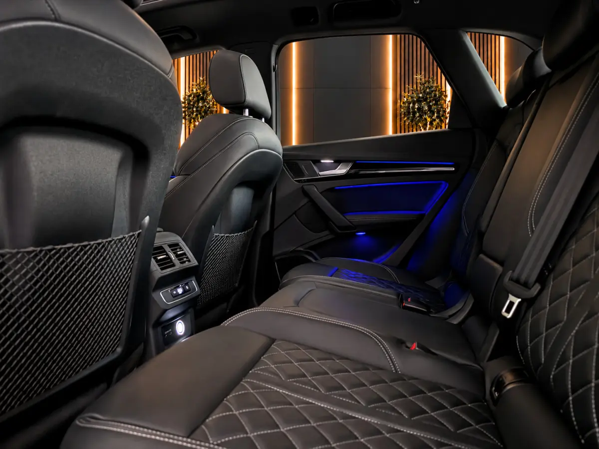 55 TFSI e S-Line Quattro Competition 367PK | Luchtvering | Pano | B&O | Massage | Memory | Digtal Dash | RS Nappe Leder | 360 | Ambient+ | Keyless | Leder | Carplay | Trekhaak | Head-Up | Ma