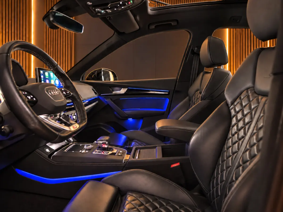 55 TFSI e S-Line Quattro Competition 367PK | Luchtvering | Pano | B&O | Massage | Memory | Digtal Dash | RS Nappe Leder | 360 | Ambient+ | Keyless | Leder | Carplay | Trekhaak | Head-Up | Ma