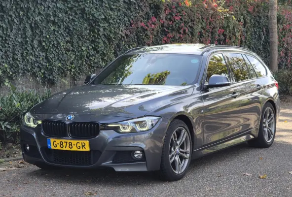 320i M Sport Edition Panorama Apple CarPlay