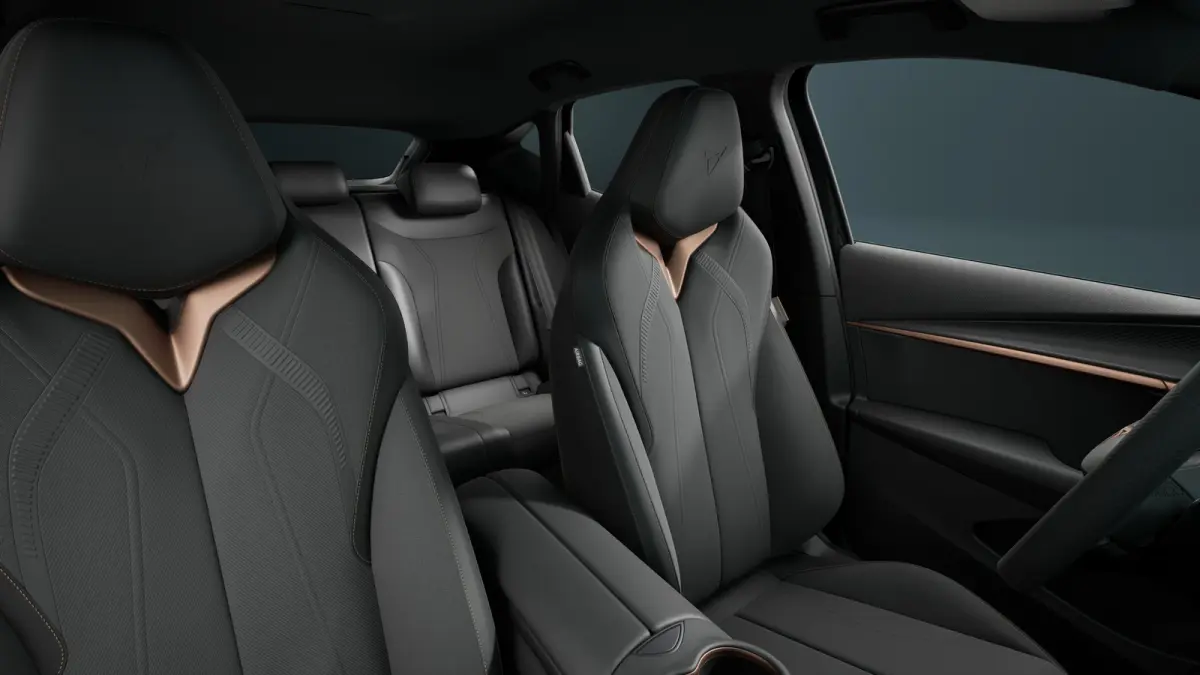 Business | Achteruitrijcamera | Digitaal instrumentenpaneel (Virtual Cockpit) | Draadloze Apple CarPlay™, Android Auto™